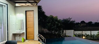 Tikona Villa 4BHK Luxury Villa in Pimplad Nashik with WiFi, AC, Swimming Pool