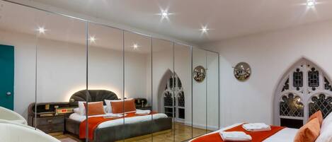 1 dormitorio, tabla de planchar con plancha, wifi gratis y ropa de cama