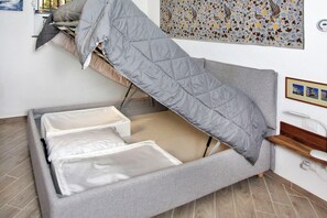 Interior - Traditional Roman hospitality, right next to St. Peter’s! (Roma)