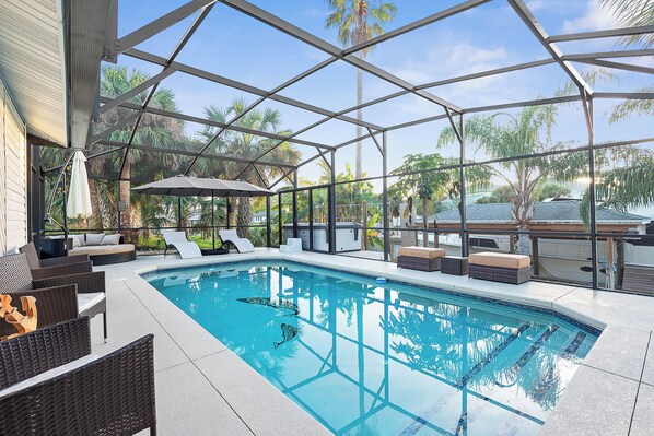 Pool - Palm Coast Canal Oasis with Pool, Spa and Fire Pit (Palm Coast)