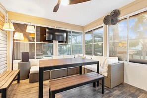 Dining - Palm Coast Canal Oasis with Pool, Spa and Fire Pit (Palm Coast)