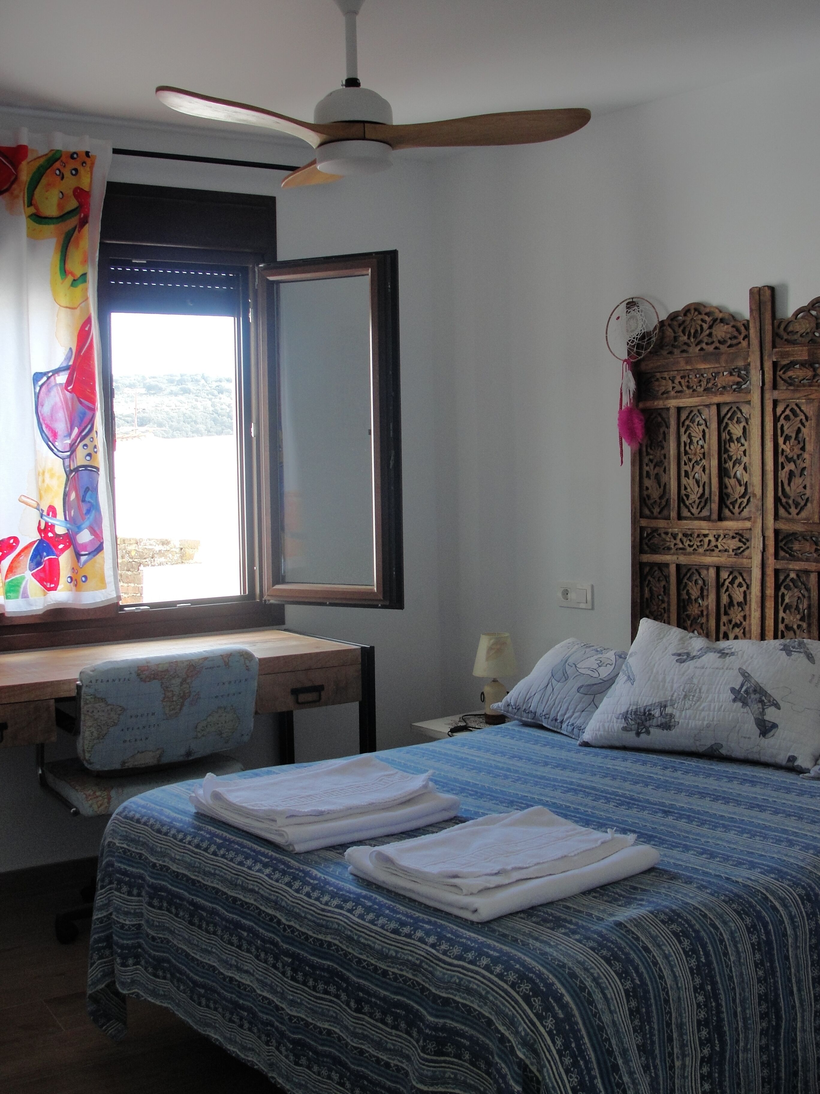 4 多间卧室、床单