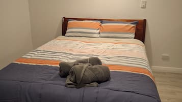 2 bedrooms, WiFi, bed sheets