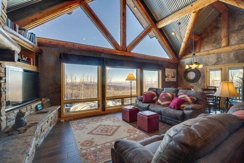 'black Bear Cabin' Near Skiing & Hiking!