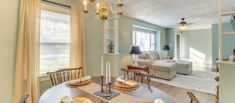 Walk to Chowan University: Dog-friendly Retreat