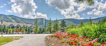 1 Mi to Killington Resort: Townhome w/ Dry Sauna!