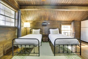 Interior - Bayou Retreat w/ Screened Porch Near Nola! (Marrero)