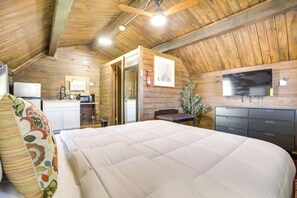 Interior - Bayou Cabin w/ Heated Pool Access Near Nola! (Marrero)