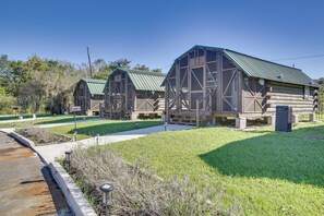 Interior - Bayou Cabin w/ Heated Pool Access Near Nola! (Marrero)