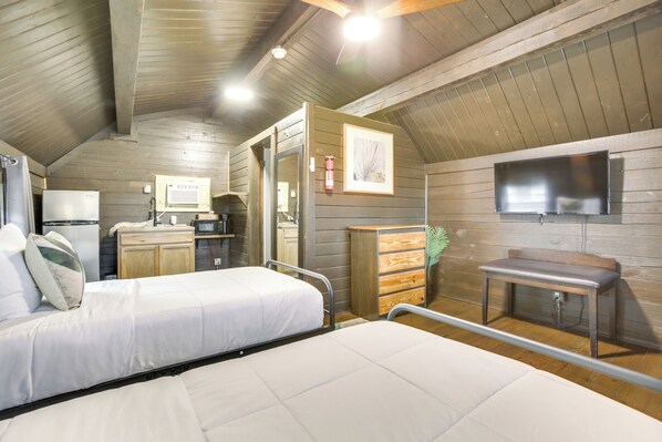 ノートパソコン用作業スペース、ベッドシーツ