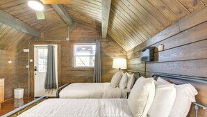 Interior - Near Nola: Cabin w/ Heated Pool Access! (Marrero)