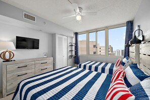 2 slaapkamers, een strijkplank/strijkijzer, gratis wifi