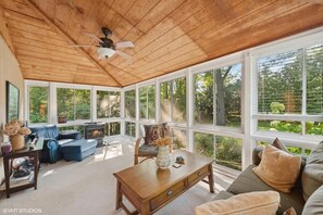 Televisión y oficina