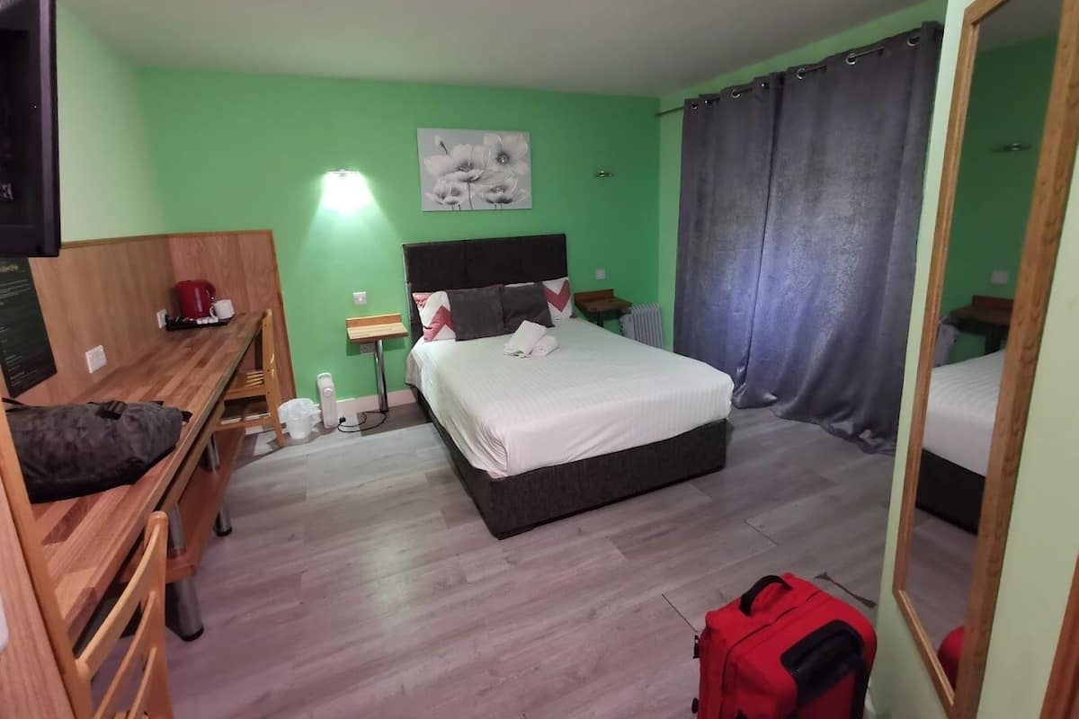 Classic Double Room