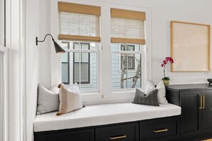 5 عدّة غرف نوم ومكتب ومكواة/لوح كي وواي فاي مجانًا