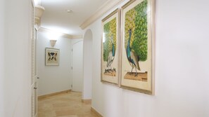 Apartment, 3 Bedrooms | Interior