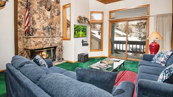 Téléviseur connecté, foyer