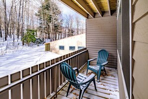 Property grounds - Slopeside! Cascades studio Sleeps 5 (Newry)
