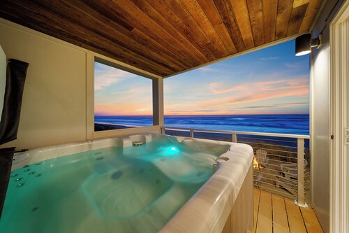 Wander Rockaway Beach