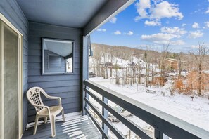 Property grounds - Slopeside D302: 2 BR, 2 BA Condominium in Canaan Valley, Sleeps 6 (Canaan Valley)