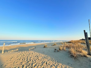 Chaise longue, serviettes de plage