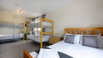 Grand Room, 1 Bedroom