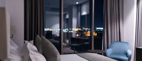 In-room safe, blackout drapes, soundproofing, free WiFi