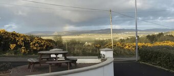 3bedhouse-ballyliffin-nearbeach-golfcourses Nearby