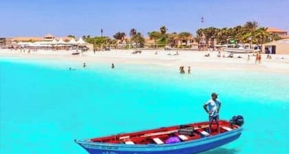 2bed-vila-verde Sal Cape Verde-balcony-pool