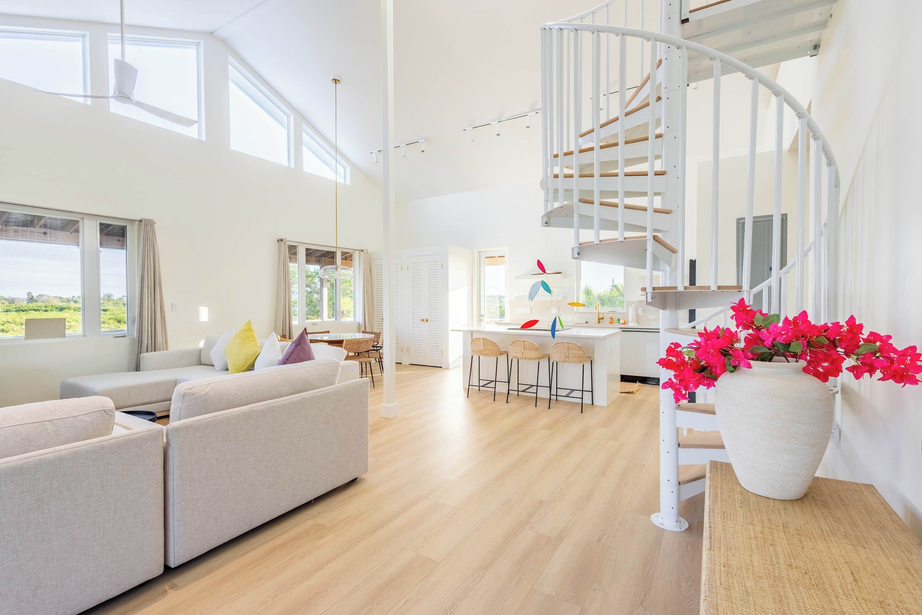 Télévision, espaces bureaux