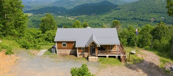 5-Star Mountain Luxury | Hot Tub, Game Room & Breathtaking Long-Range Views