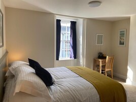 Iron/ironing board, free WiFi