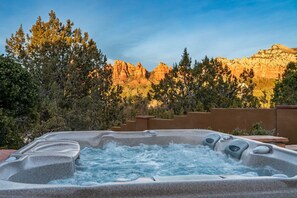 Baignoire à remous extérieure