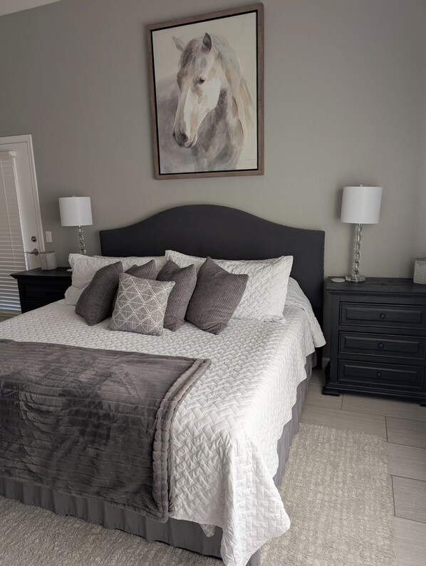 3 bedrooms, iron/ironing board, WiFi, bed sheets