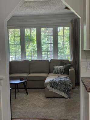 スマートテレビ、暖炉、テレビゲーム、プリンター