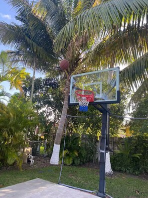 Sportplatz