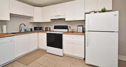 Villa near Disney, Universal, Golf, & Pickleball