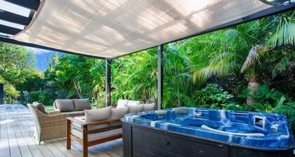 Coastal Retreat w Spa Pool just Steps to the Beach