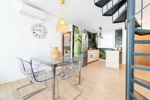 Classic-Apartment, Stadtblick | Wohnbereich