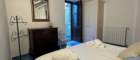 1 sovrum, strykjärn/strykbräda, wi-fi och sängkläder