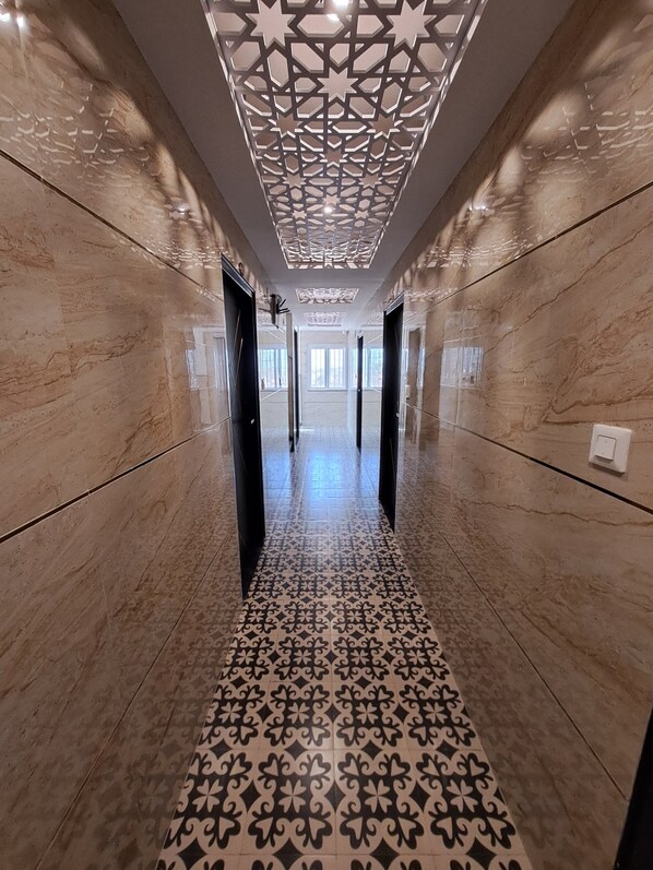 Exterior - Meadows Inn (Mysore)