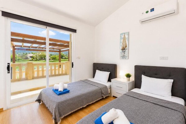 2 bedrooms, iron/ironing board, WiFi, bed sheets - Villa Hera - Two Bedroom Villa, Sleeps 4 (Agia Marina Chrysochous)