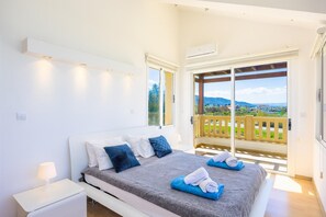 3 bedrooms, iron/ironing board, WiFi, bed sheets - Villa Myla - Three Bedroom Villa, Sleeps 6 (Agia Marina Chrysochous)