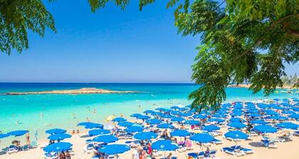 Villa Myla - Three Bedroom Villa, Sleeps 6