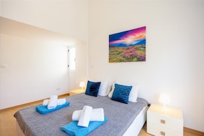 3 Schlafzimmer, Bügeleisen/Bügelbrett, WLAN, Bettwäsche