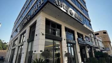 Fachada de la propiedad