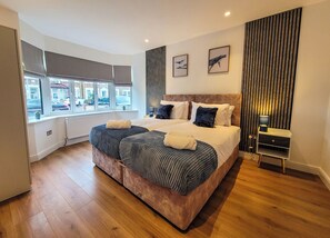 4 makuuhuonetta, silitysrauta/-lauta, Wi-Fi