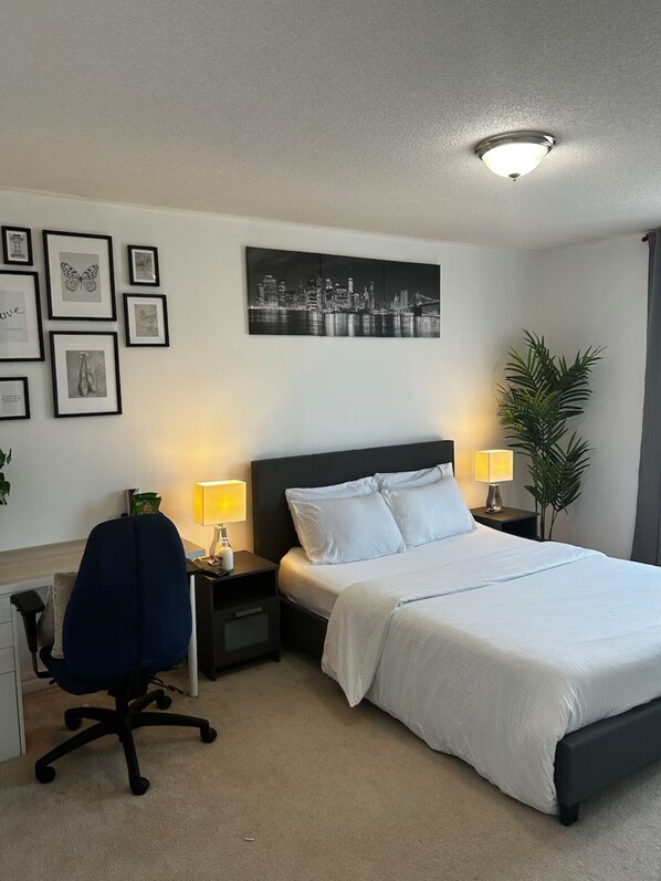 2 bedrooms, iron/ironing board, WiFi, bed sheets