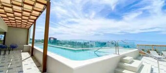 Luxury Apartment 50m from Beach in Bucerías w/ Balcony & Rooftop Garden