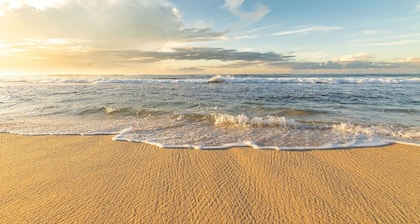 The Beach Talpe